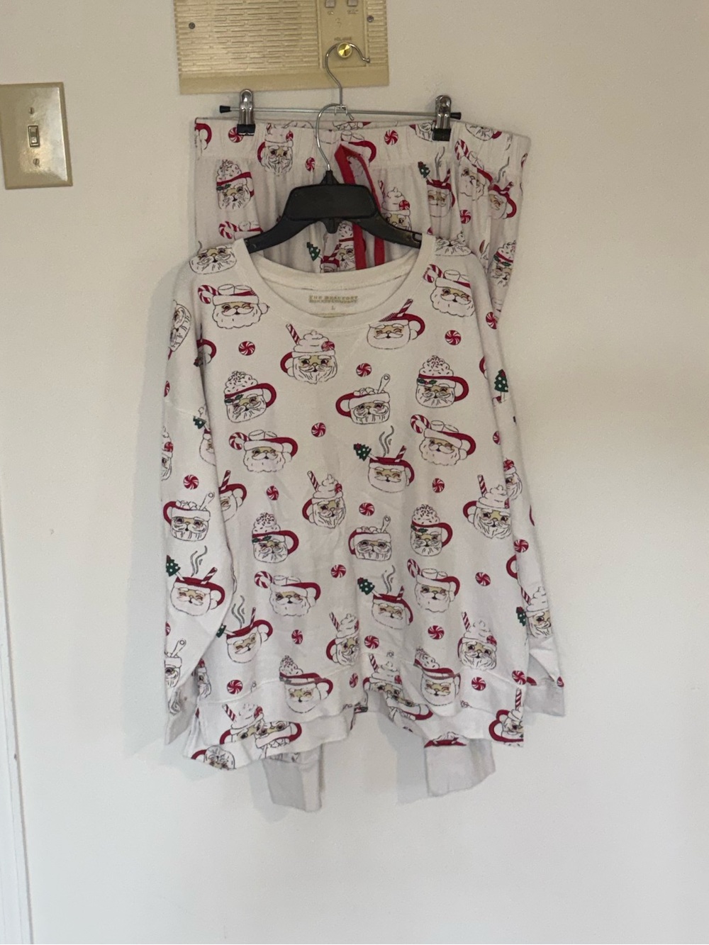 The Beaufort Bonnet Company Christmas Retro Santa Cup LongSleeve Pj Set